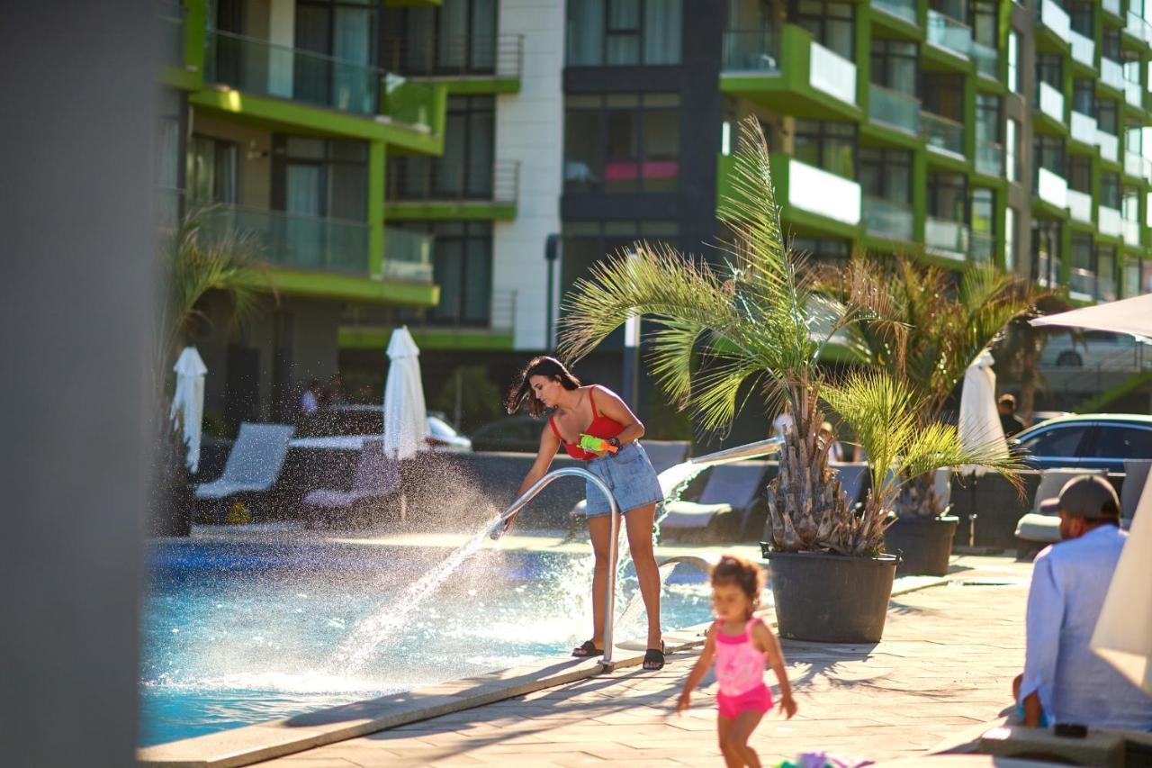 Nasty 24 Alezzi Beach Năvodari Exterior foto